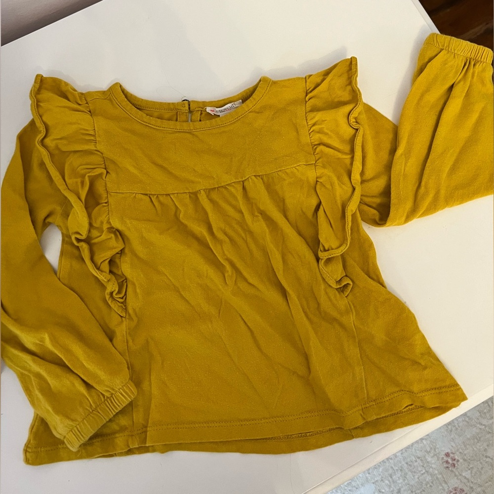 EUC Crewcuts golden yellow ruffle top with balloon sleeves.